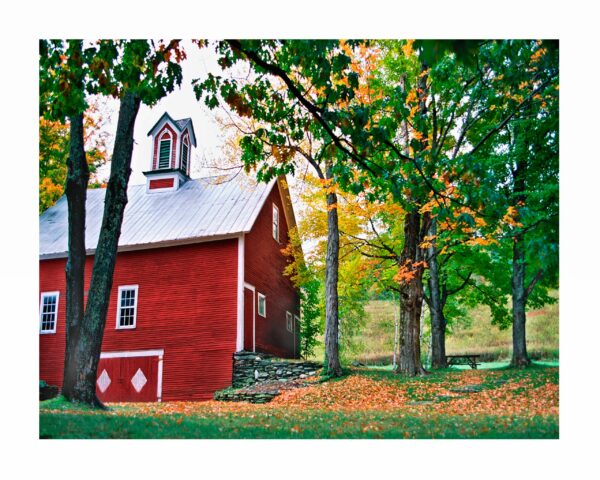 Red Barn VERMONT copy scaled